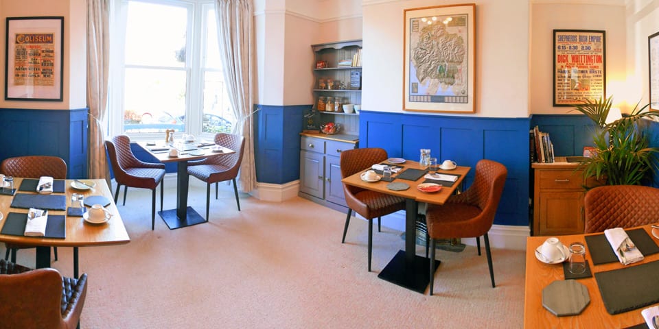 Breakfast room